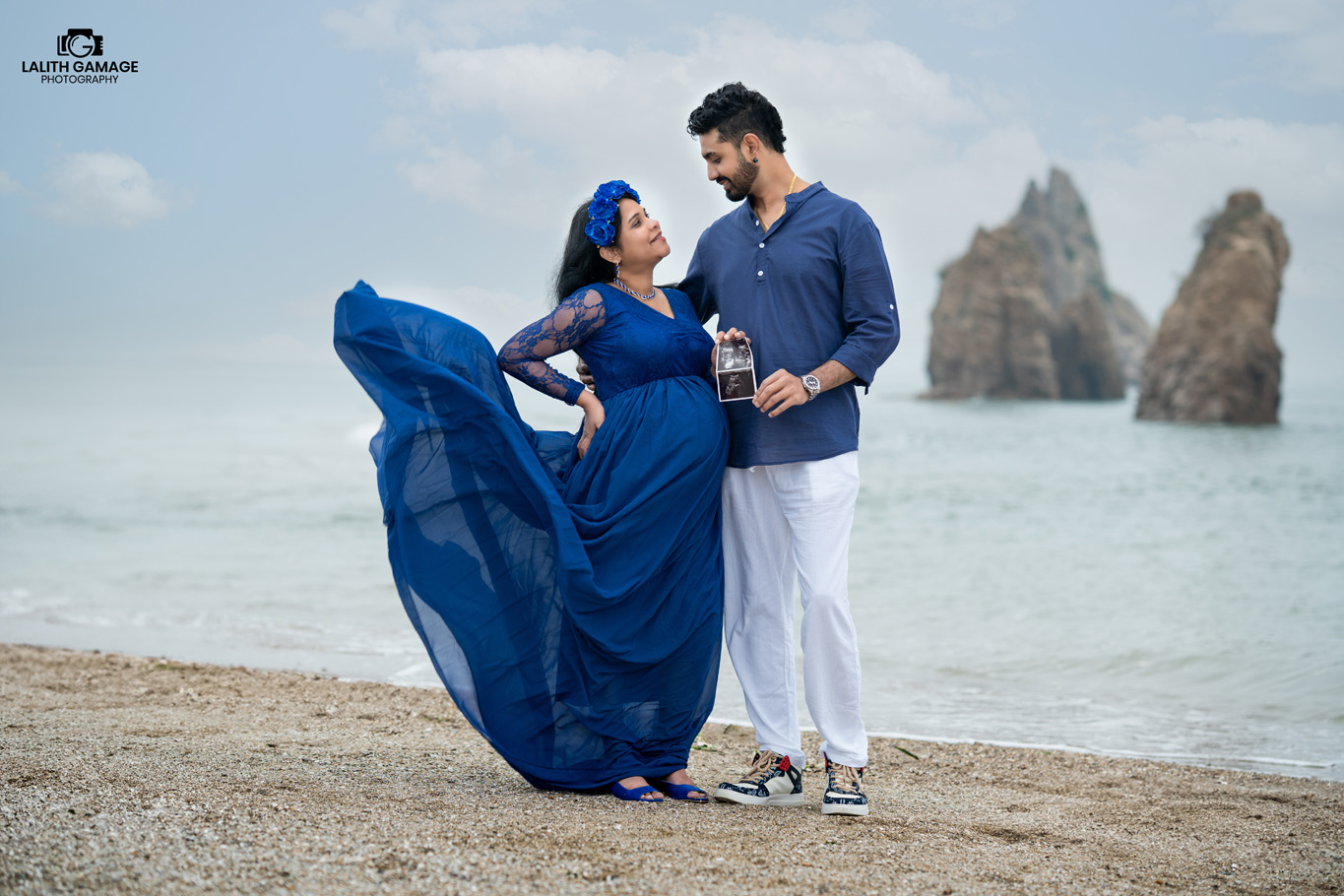 Pregnancy Shoot 01 photograph 14