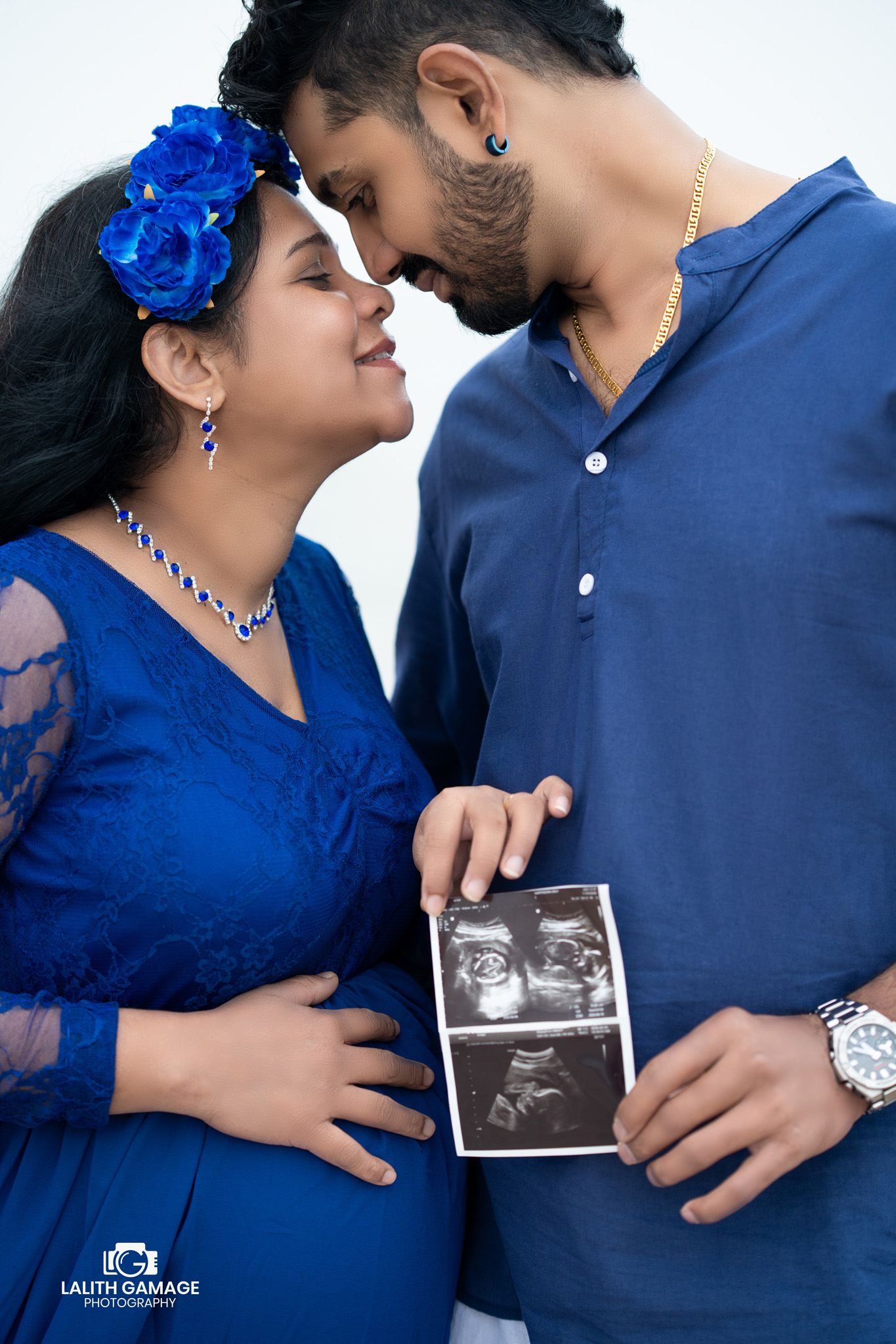 Pregnancy Shoot 01 photograph 15