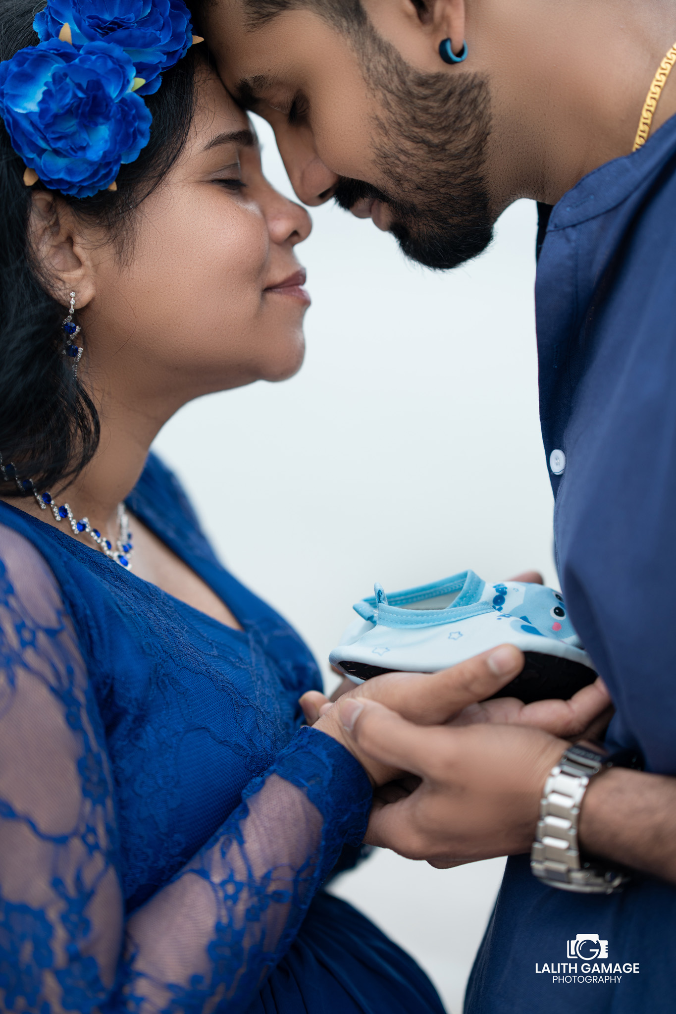 Pregnancy Shoot 01 photograph 17