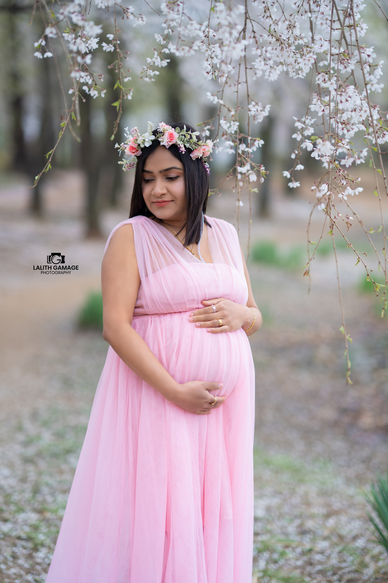 Pregnancy Shoot 02 photograph 2
